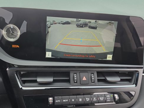 New 2025 Lexus ES 350 w/ Premium Package image 18