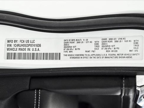 Used 2023 Jeep Grand Cherokee Overland image 25