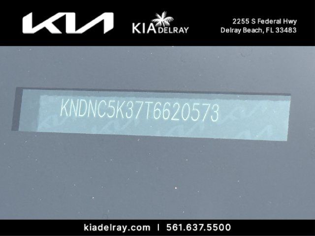 Used 2026 Kia Carnival EX FWD image 5