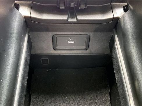 Certified 2026 Mercedes-Benz E 53 AMG e 4MATIC Wagon image 19