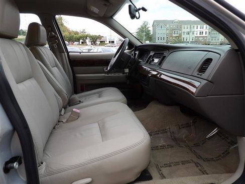 Used 2009 Mercury Grand Marquis LS image 15
