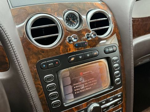 Used 2006 Bentley Flying Spur Flying Spur AWD/4WD image 28