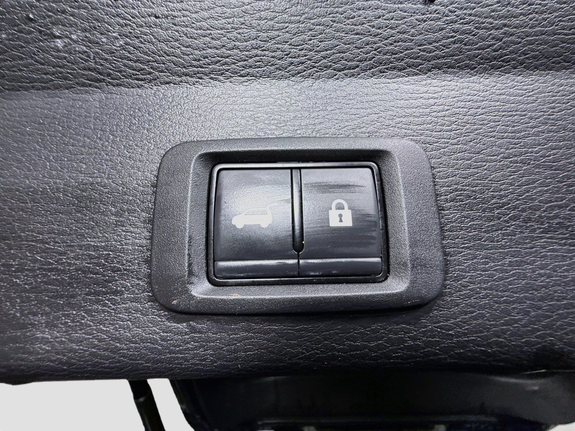Used 2023 Mitsubishi Outlander SE FWD image 43