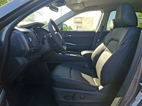 New 2026 Nissan Pathfinder SL AWD/4WD image 6