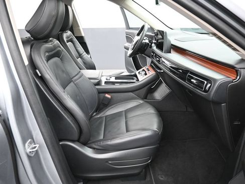 Used 2024 Lincoln Aviator Reserve w/ Equipment Group 201A RWD image 16