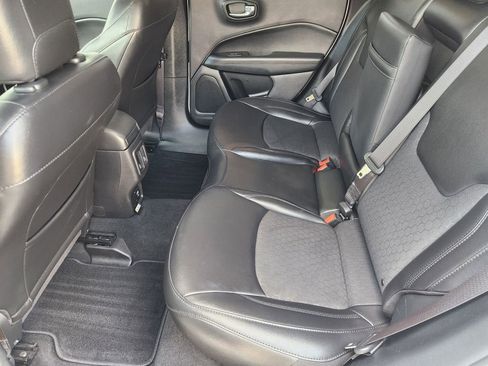 Used 2019 Jeep Compass Altitude image 31