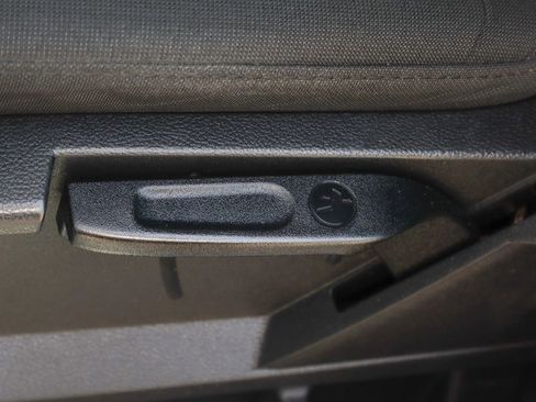 Used 2022 Ford Transit Connect XL image 20