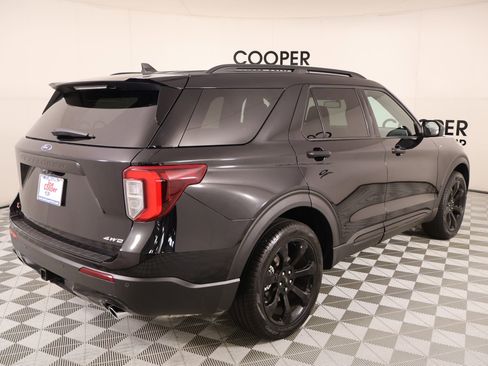Used 2024 Ford Explorer ST-Line w/ Class IV Trailer Tow Package image 23