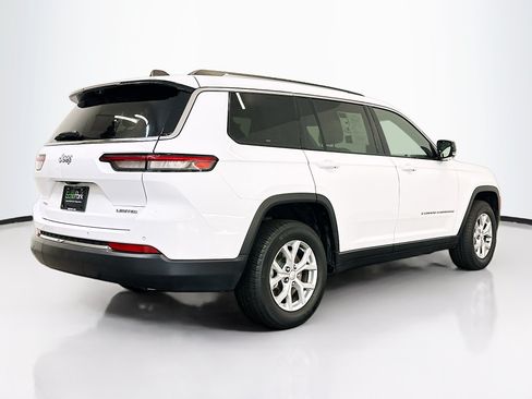 Used 2023 Jeep Grand Cherokee L Limited w/ Luxury Tech Group II AWD/4WD image 9