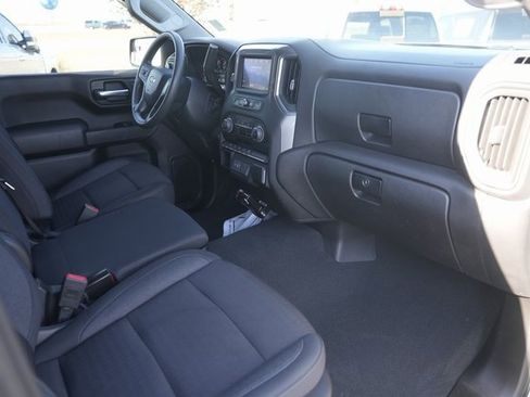 Used 2023 Chevrolet Silverado 1500 Custom image 17