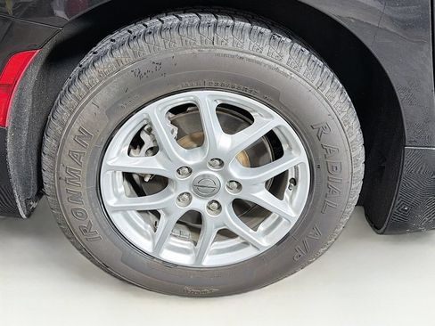 Used 2022 Chrysler Pacifica Touring-L FWD image 34