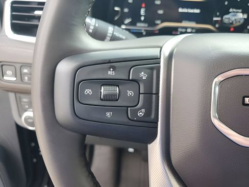 Certified 2023 GMC Yukon XL Denali AWD/4WD image 37
