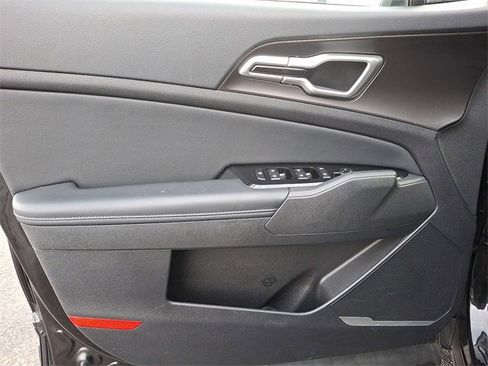 Certified 2023 Kia Sportage EX image 11