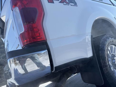 Used 2019 Ford F350 XLT w/ FX4 Off-Road Package AWD/4WD image 17