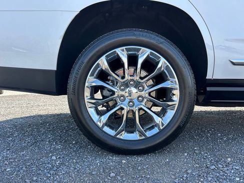 Used 2025 GMC Yukon Denali w/ Sun & Power Step Package image 22