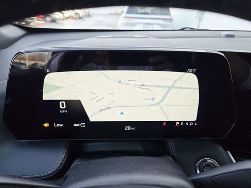 New 2026 Chevrolet Equinox LT w/ Midnight Edition image 17