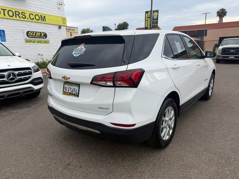 Used 2024 Chevrolet Equinox LT AWD/4WD image 3