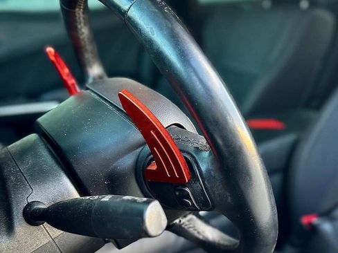 Used 2017 Dodge Charger R/T RWD image 2