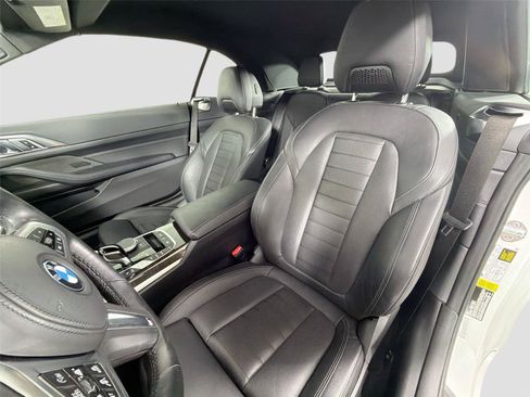 Certified 2023 BMW 430i Convertible w/ M Sport Package RWD image 19