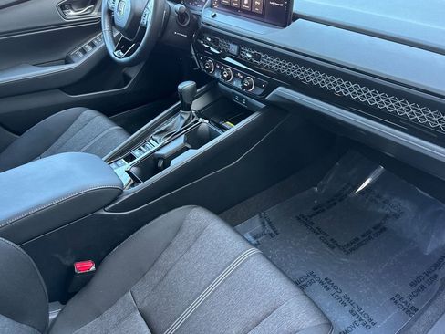 Certified 2025 Honda Accord Sport image 19