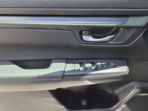 Used 2023 Honda CR-V LX image 25
