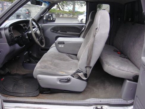 Used 2001 Dodge Ram 2500 Truck 4x4 Quad Cab image 11