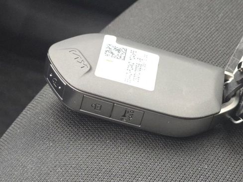 Used 2026 Kia Sorento LX FWD image 31