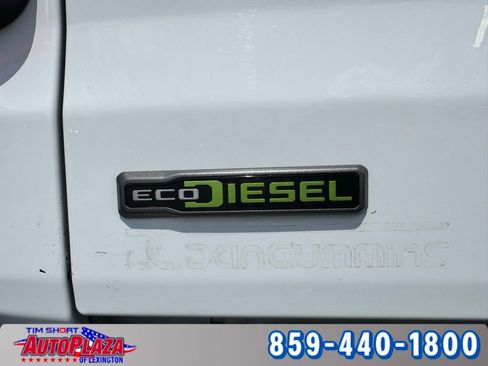 Used 2023 Jeep Gladiator Overland AWD/4WD image 14