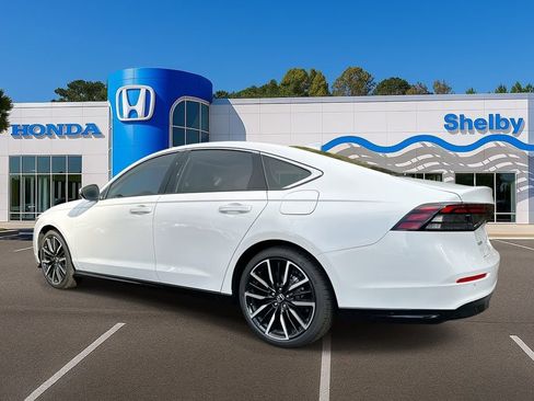 New 2025 Honda Accord Touring image 6