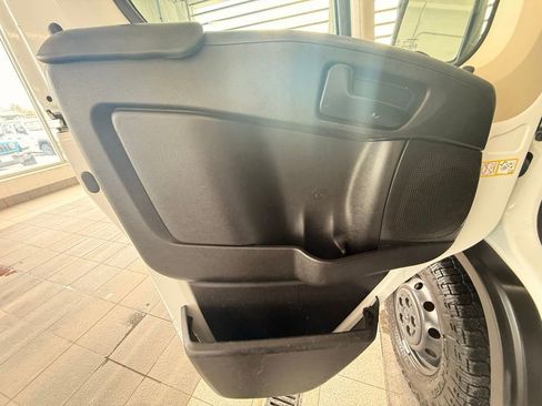 Used 2022 RAM ProMaster 2500 w/ Driver Convenience Group image 24