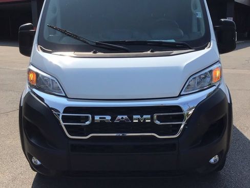 Used 2025 RAM ProMaster 2500 w/ U-Haul Equipment Group FWD image 2