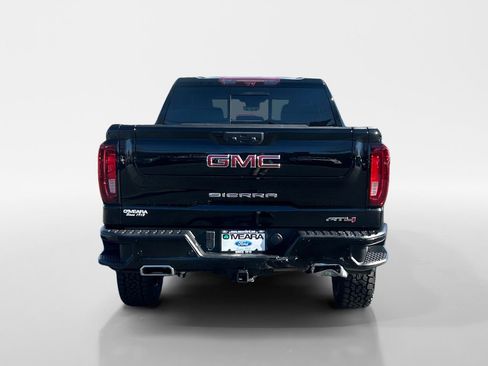 Used 2024 GMC Sierra 1500 AT4 w/ Technology Package image 4