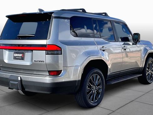 Used 2024 Lexus GX 550 Premium w/ Cold Area Package image 12