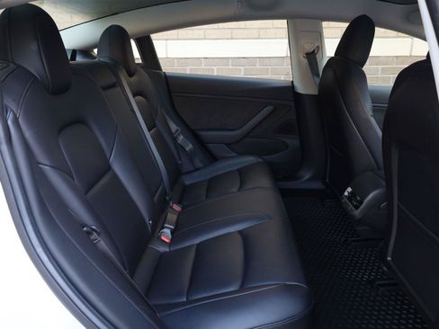 Used 2018 Tesla Model 3 Long Range RWD image 24