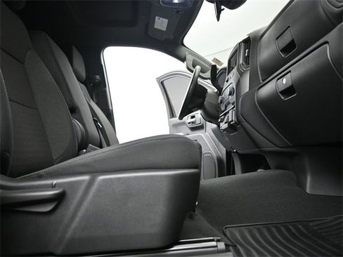 Used 2025 Chevrolet Silverado 1500 Custom Trail Boss image 22