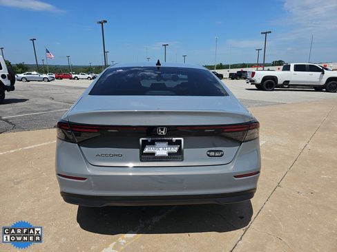 Used 2025 Honda Accord SE image 5
