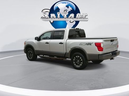 Used 2019 Nissan Titan PRO-4X image 7