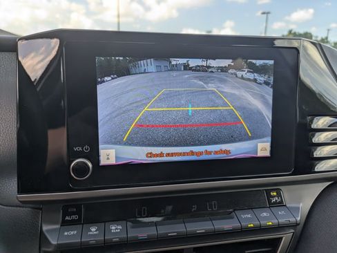 Used 2025 Toyota Camry LE FWD image 12