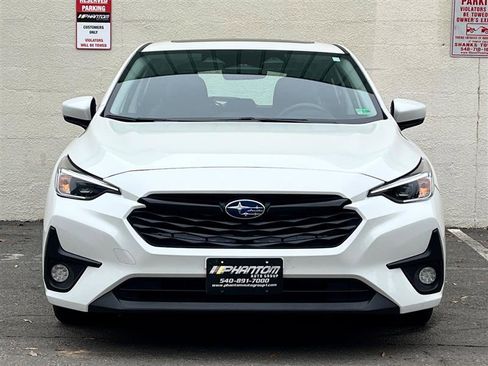 Used 2024 Subaru Impreza 2.0i Sport image 2