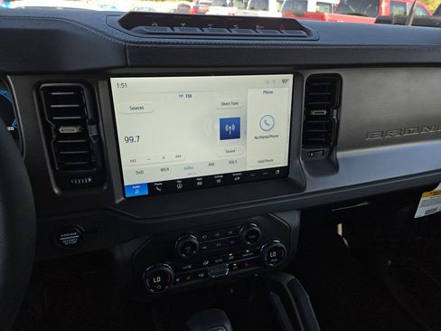 New 2025 Ford Bronco Badlands image 25