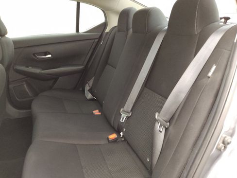 Used 2021 Nissan Sentra S FWD image 18