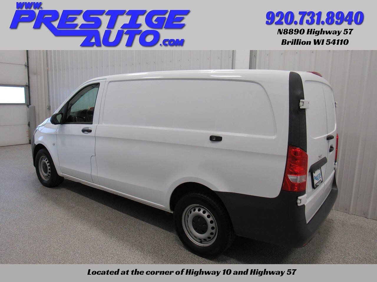 Used 2022 Mercedes-Benz Metris image 2