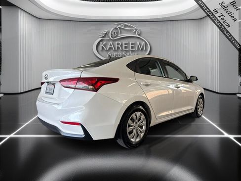 Used 2018 Hyundai Accent SE FWD image 5