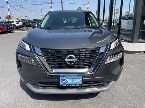 Used 2023 Nissan Rogue SV FWD image 2