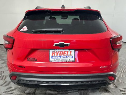 New 2026 Chevrolet Trax RS w/ Sunroof Package image 6