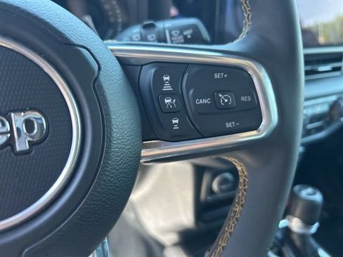 Used 2024 Jeep Wrangler High Altitude AWD/4WD image 21