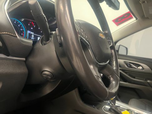 Used 2018 Chevrolet Traverse Premier image 34
