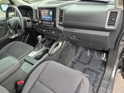 Certified 2023 Nissan Frontier SV w/ SV Convenience Package AWD/4WD image 26