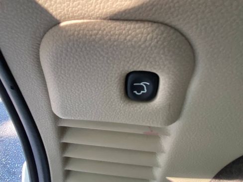 Used 2013 Jeep Grand Cherokee Overland AWD/4WD image 53