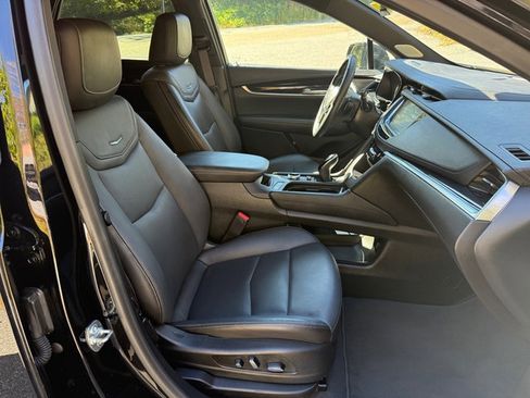 Used 2025 Cadillac XT5 Premium Luxury image 21